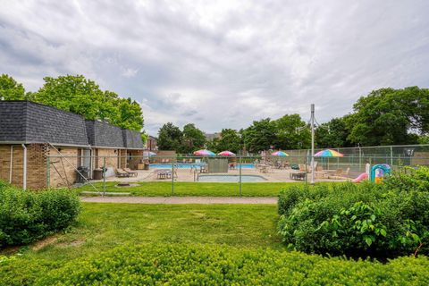 Tiny photo for 1056 Hardesty Place W, Columbus, OH 43204 (MLS # 226000744)