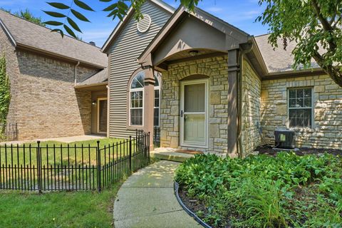 Photo of 7684 Slate Ridge Boulevard, Reynoldsburg, OH 43068 (MLS # 226026474)