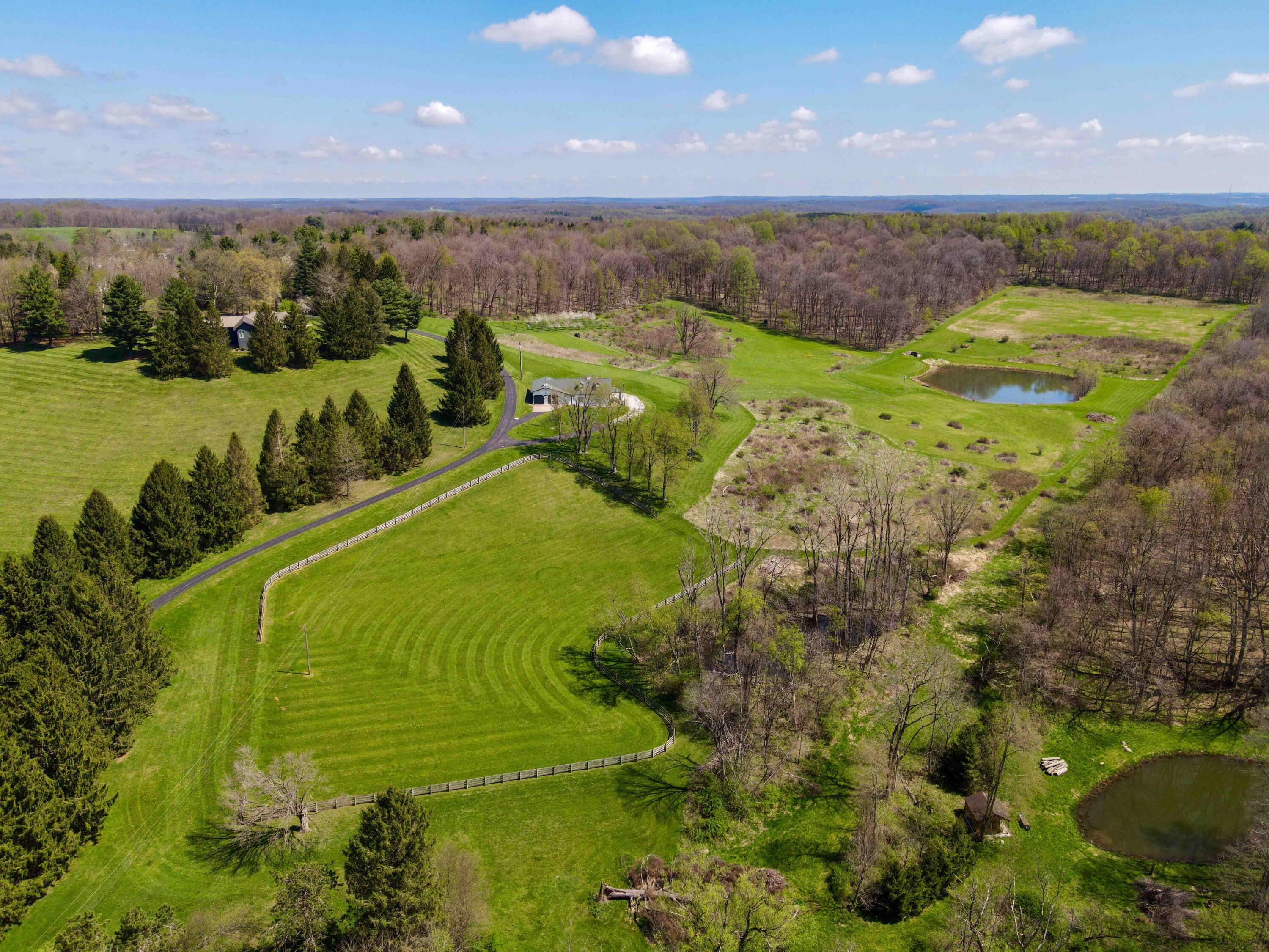 1085 Pleasant Valley Road