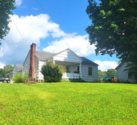 Photo of 1669 Hebron Road, Heath, OH 43056 (MLS # 226031942)
