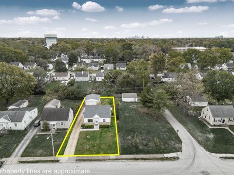 Tiny photo for 1283 Pauline Avenue, Columbus, OH 43224 (MLS # 225040589)