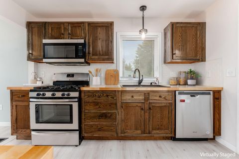 Tiny photo for 1283 Pauline Avenue, Columbus, OH 43224 (MLS # 225040589)