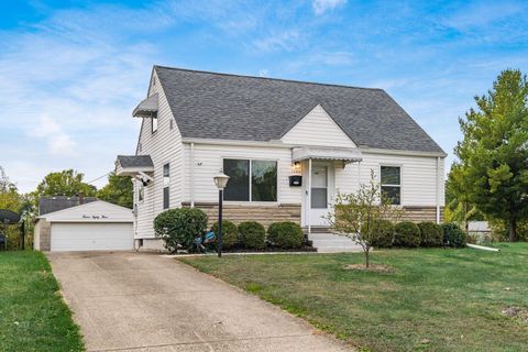 Photo of 1283 Pauline Avenue, Columbus, OH 43224 (MLS # 225040589) Photo of 1283 Pauline Avenue, Columbus, OH 43224 (MLS # 225040589)