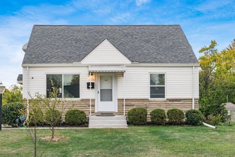 Tiny photo for 1283 Pauline Avenue, Columbus, OH 43224 (MLS # 225040589)