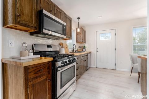 Tiny photo for 1283 Pauline Avenue, Columbus, OH 43224 (MLS # 225040589)