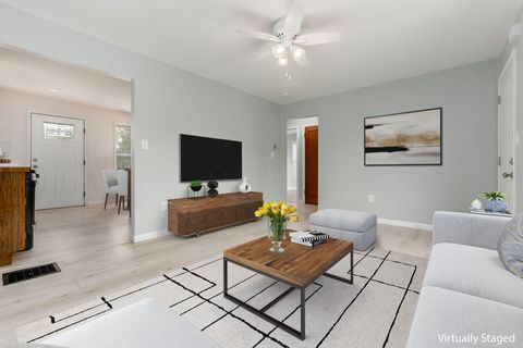 Tiny photo for 1283 Pauline Avenue, Columbus, OH 43224 (MLS # 225040589)