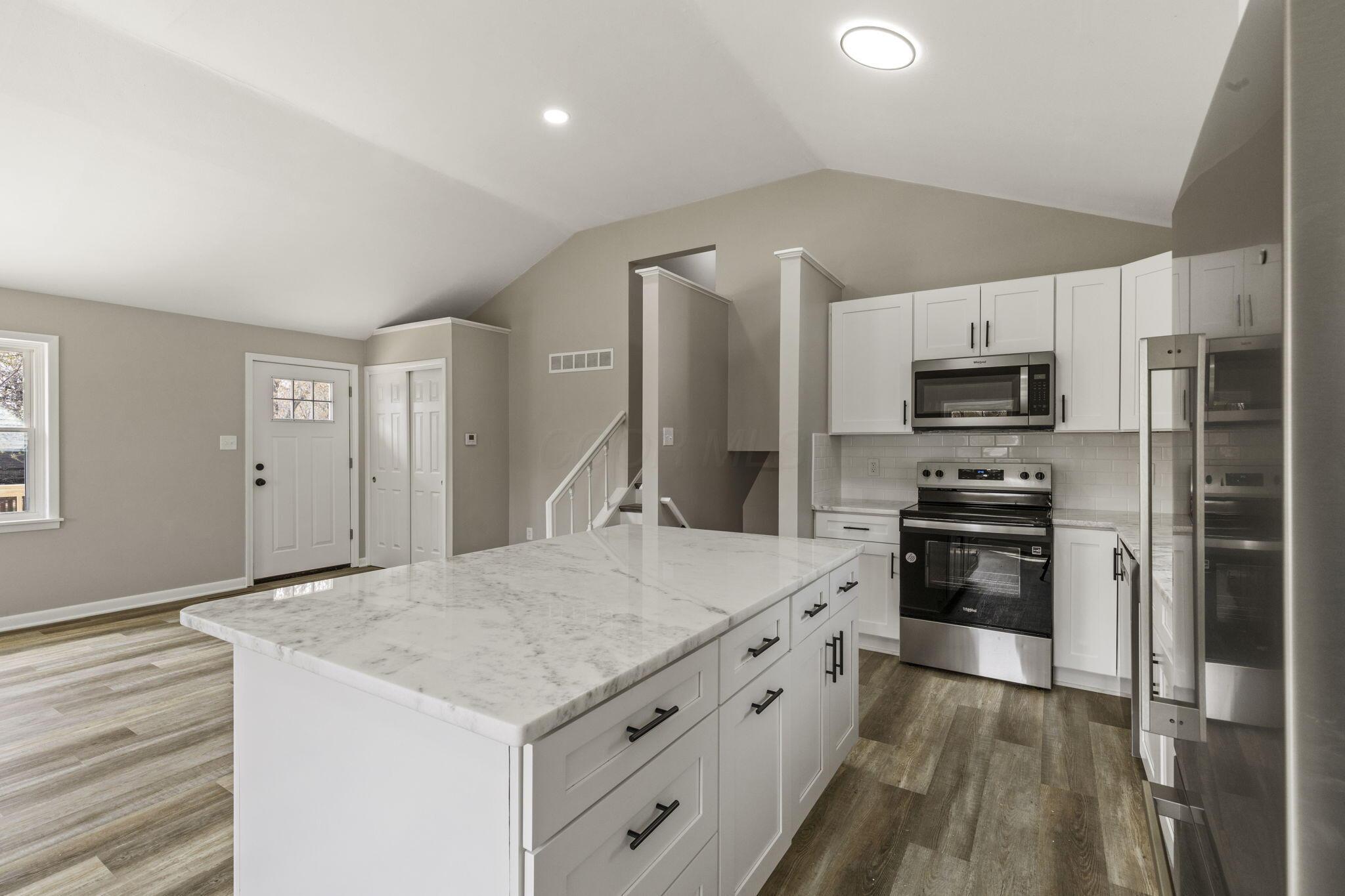 1494 Country Club Road, Columbus, Ohio image 10