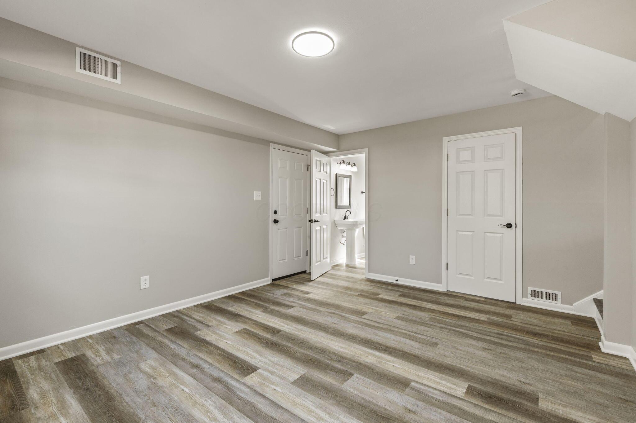 1494 Country Club Road, Columbus, Ohio image 21