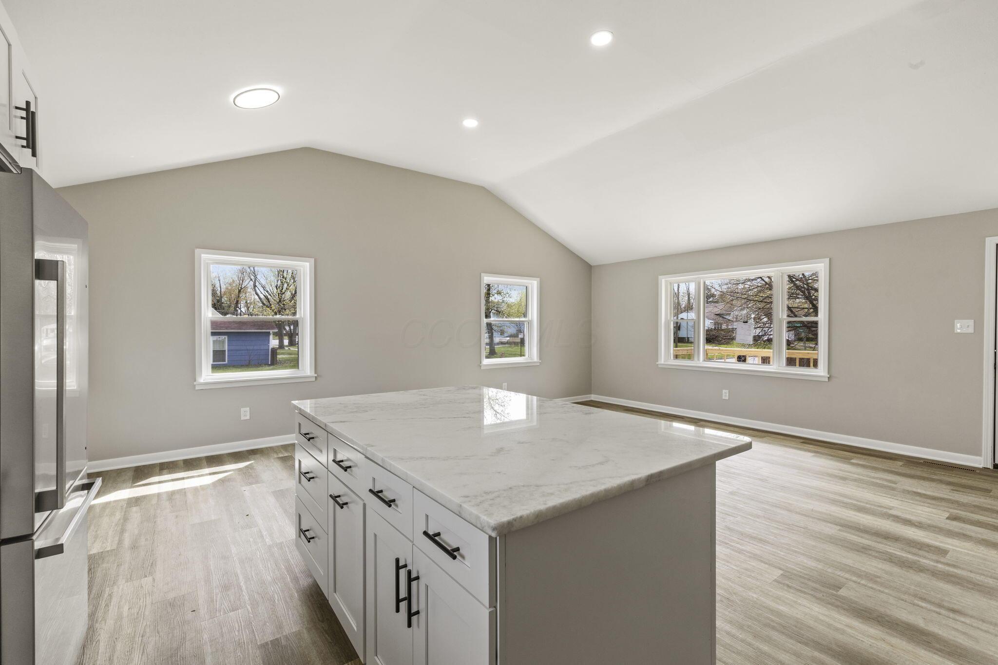 1494 Country Club Road, Columbus, Ohio image 11
