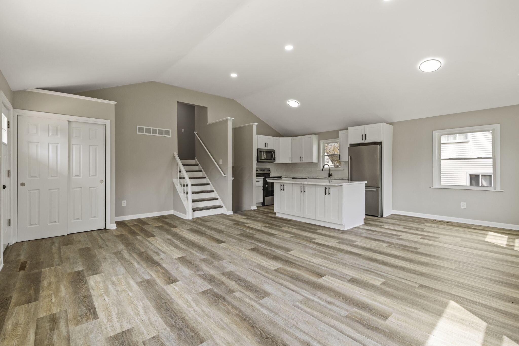 1494 Country Club Road, Columbus, Ohio image 4