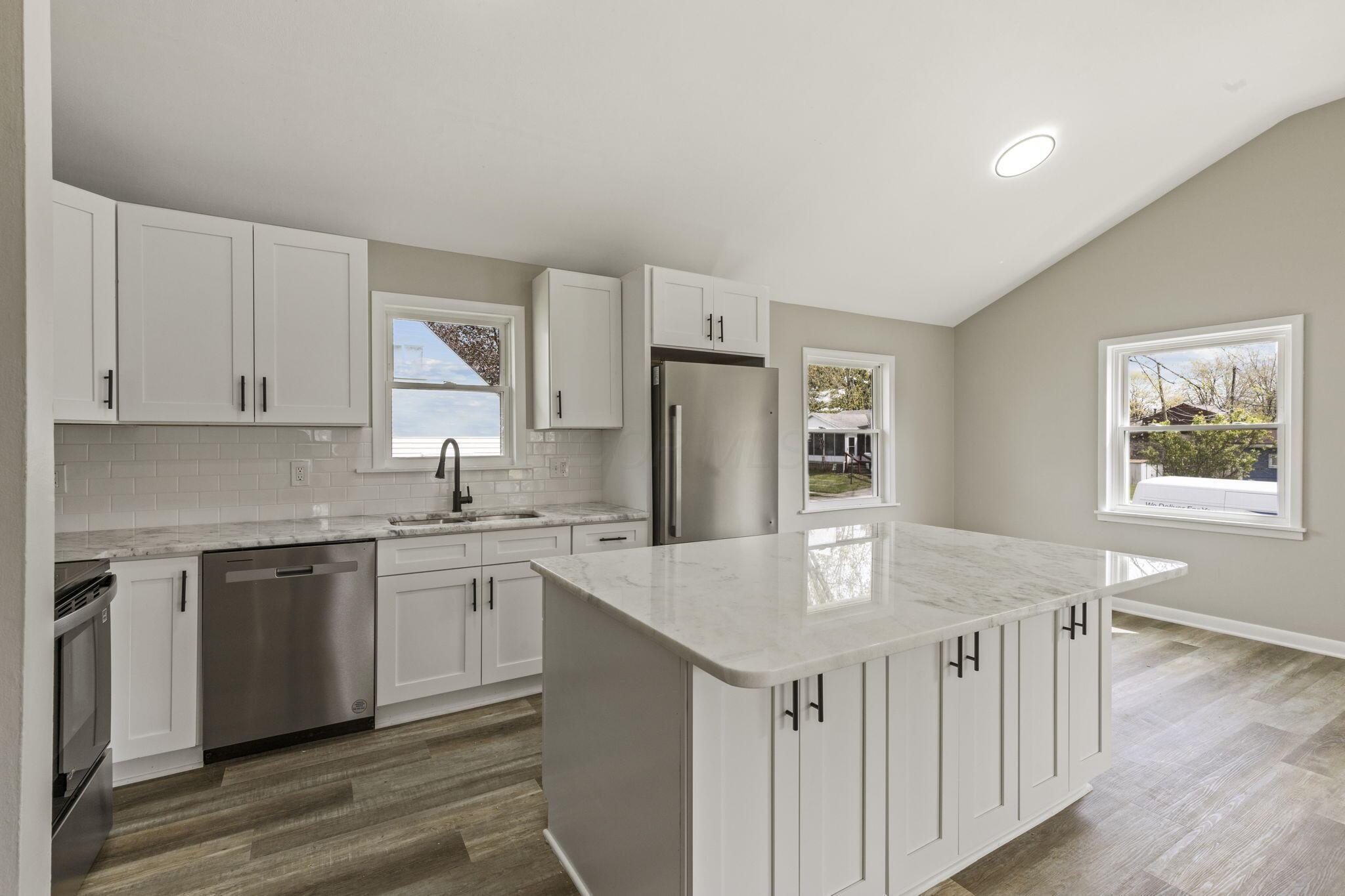 1494 Country Club Road, Columbus, Ohio image 9