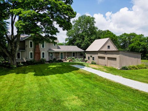 Photo of 13013 Vans Valley, Galena, OH 43021 (MLS # 226025931)