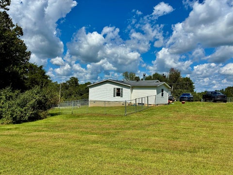 Homes For Sale - 7045 Cathy Road<br/> Hillsboro, OH 45133