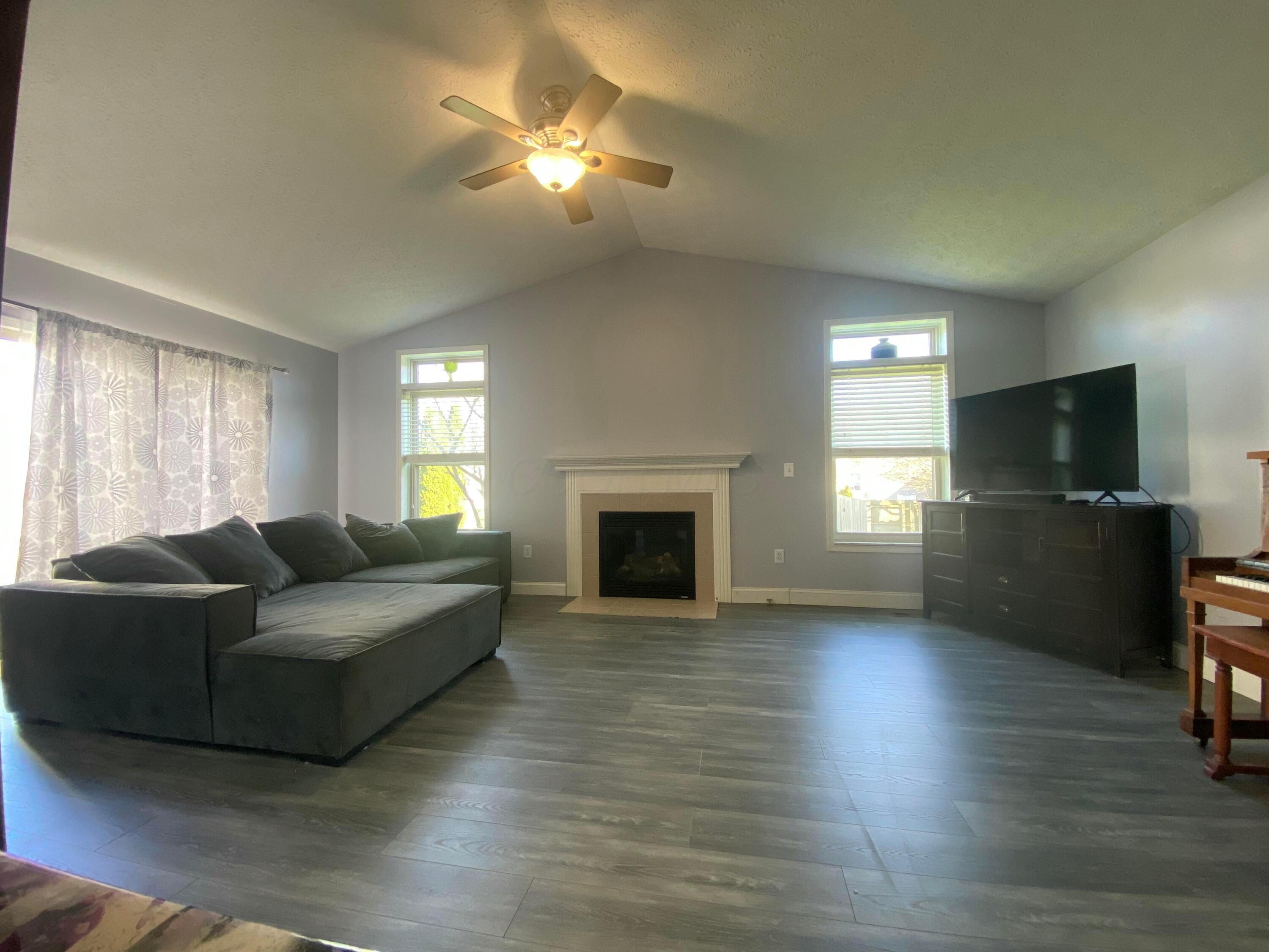 255 Lofton Circle, Delaware, Ohio image 17