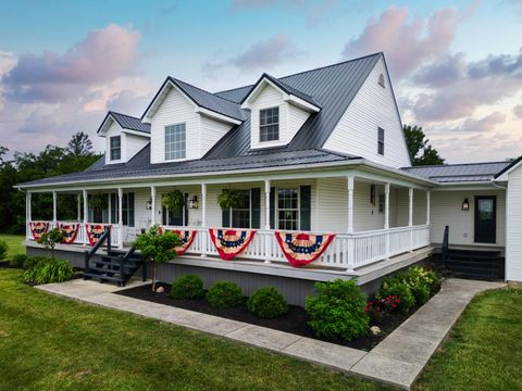 Photo of 5467 Myers Road NE, Bloomingburg, OH 43106 (MLS # 226020803)