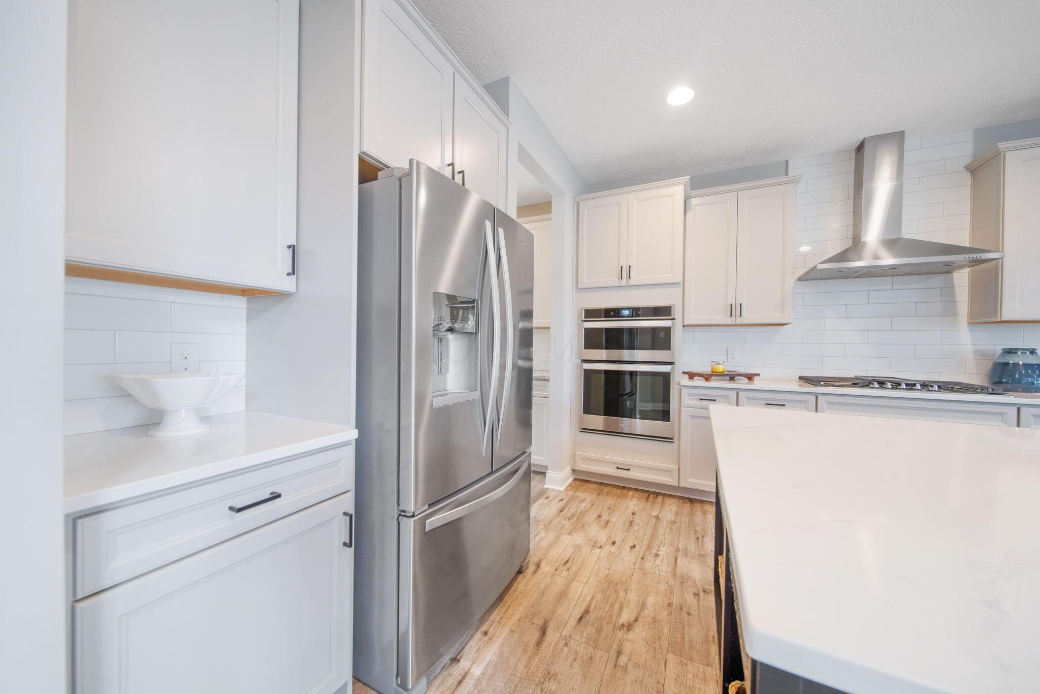 4454 Robert Court, Powell, Ohio image 32