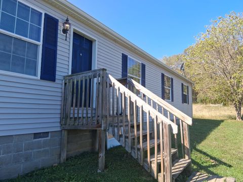 Homes For Sale - 9292 Hood Road<br/> New Straitsville, OH 43766