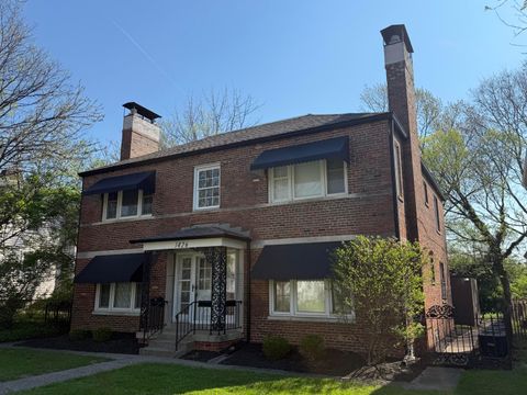 Photo of 1426 Meadow Road, Columbus, OH 43212 (MLS # 226011227)