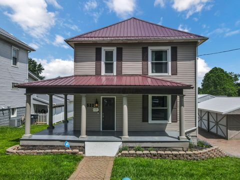 Photo of 522 S Main Street, New Lexington, OH 43764 (MLS # 226002450)