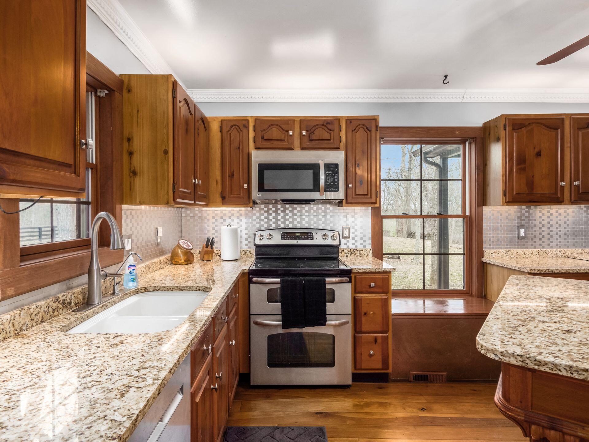 767 London Groveport Road, Lockbourne, Ohio image 15
