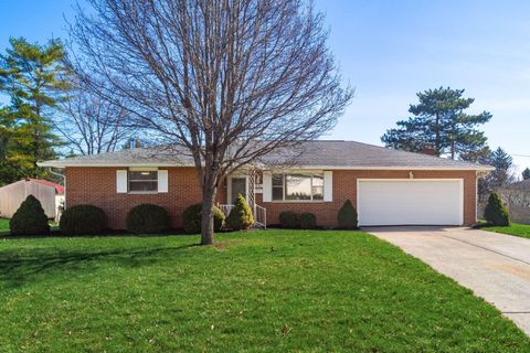 Photo of 1234 Bradshire Drive, Columbus, OH 43220 (MLS # 226007504)