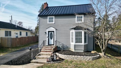 Photo of 158 Sunbury Road, Chillicothe, OH 45601 (MLS # 226002703)