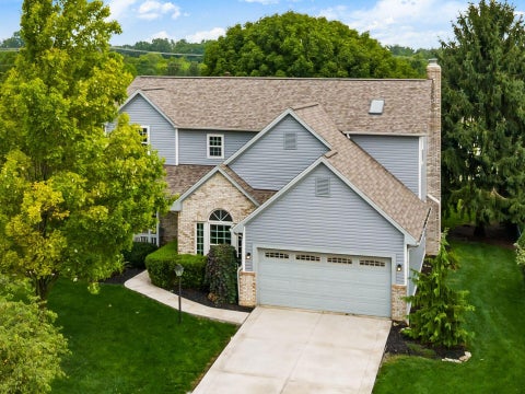 Tiny photo for 5692 Westbriar Court, Hilliard, OH 43026 (MLS # 226030798)