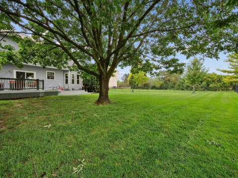 Tiny photo for 5692 Westbriar Court, Hilliard, OH 43026 (MLS # 226030798)