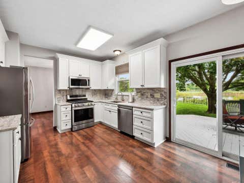 Tiny photo for 5692 Westbriar Court, Hilliard, OH 43026 (MLS # 226030798)