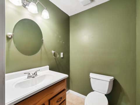 Tiny photo for 5692 Westbriar Court, Hilliard, OH 43026 (MLS # 226030798)