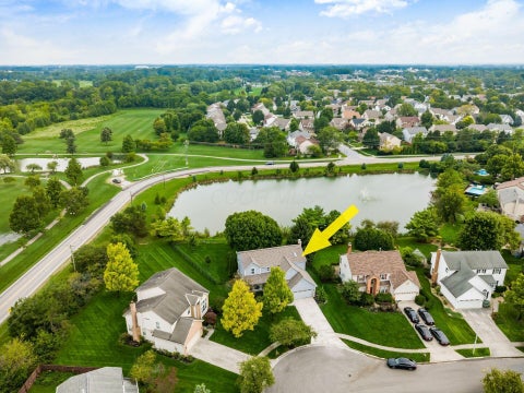 Tiny photo for 5692 Westbriar Court, Hilliard, OH 43026 (MLS # 226030798)