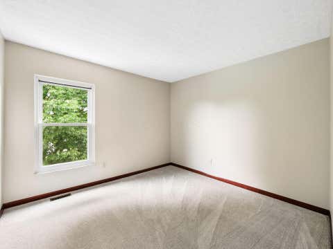 Tiny photo for 5692 Westbriar Court, Hilliard, OH 43026 (MLS # 226030798)