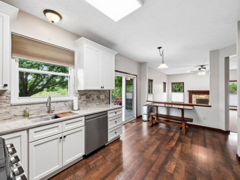 Tiny photo for 5692 Westbriar Court, Hilliard, OH 43026 (MLS # 226030798)