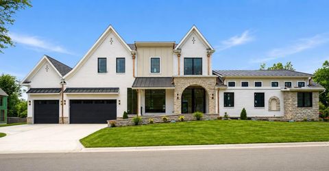 Photo of 3151 Asbury Drive, Columbus, OH 43221 (MLS # 226024637)