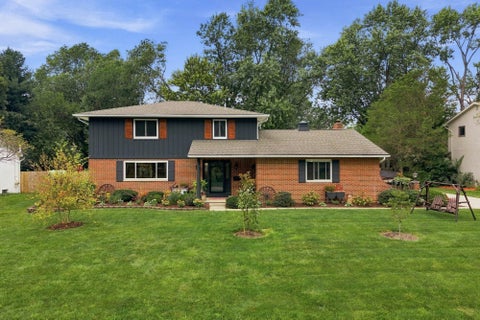 Photo of 711 Olde Orchard Court, Columbus, OH 43213 (MLS # 226033416)