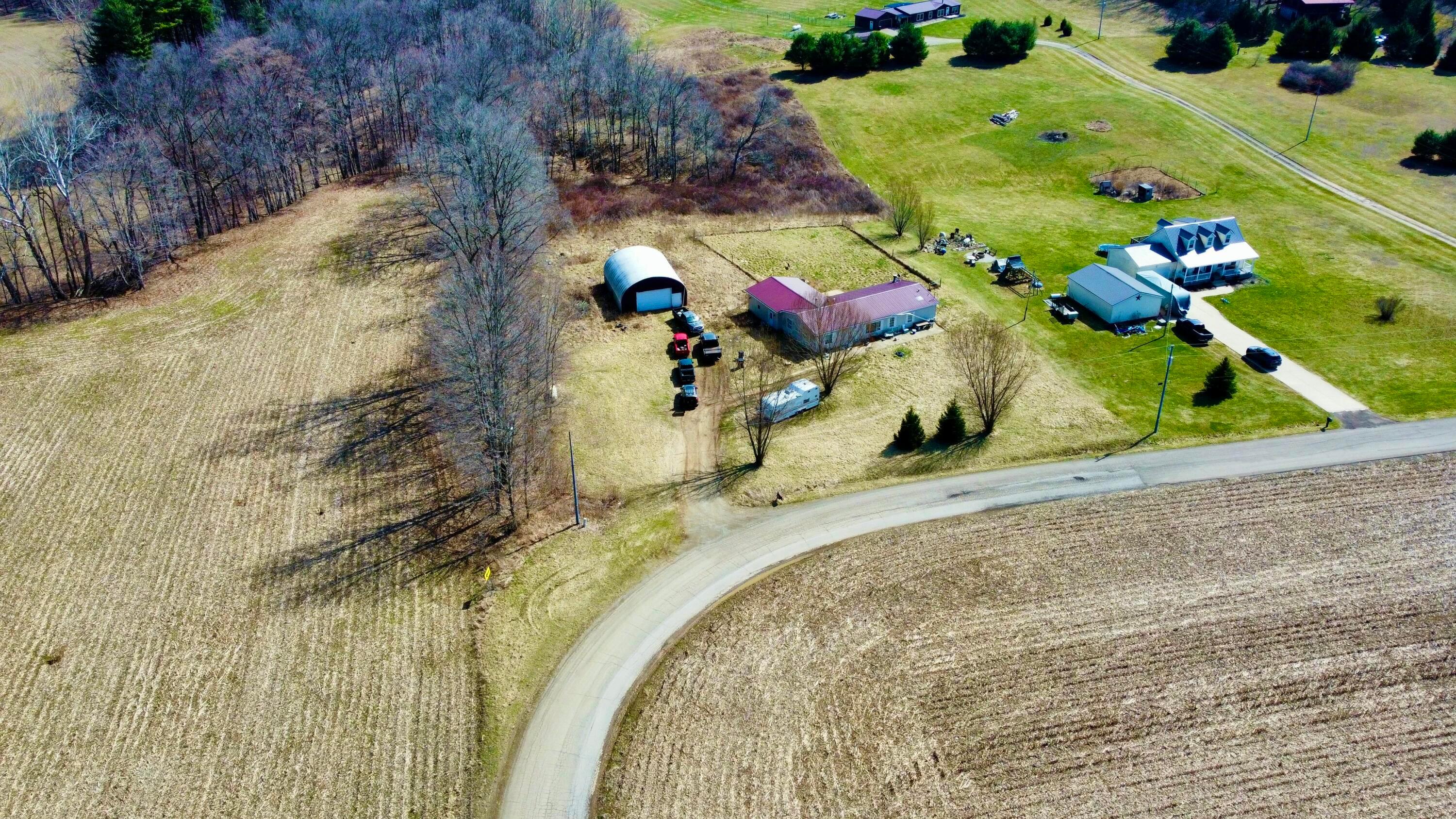 5489 Wilson Road, Butler, Ohio image 1