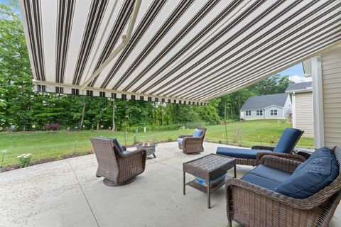 Tiny photo for 735 Zoar Street, Galena, OH 43021 (MLS # 226007146)