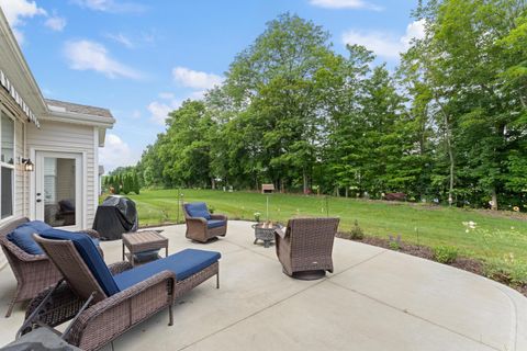 Tiny photo for 735 Zoar Street, Galena, OH 43021 (MLS # 226007146)