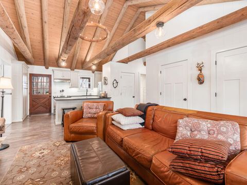Tiny photo for 1060 Fox Lane, Sugar Grove, OH 43155 (MLS # 225037371)