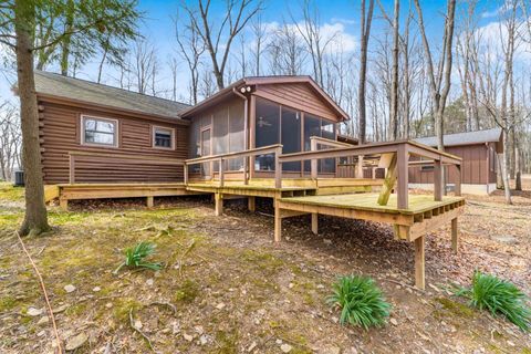Tiny photo for 1060 Fox Lane, Sugar Grove, OH 43155 (MLS # 225037371)