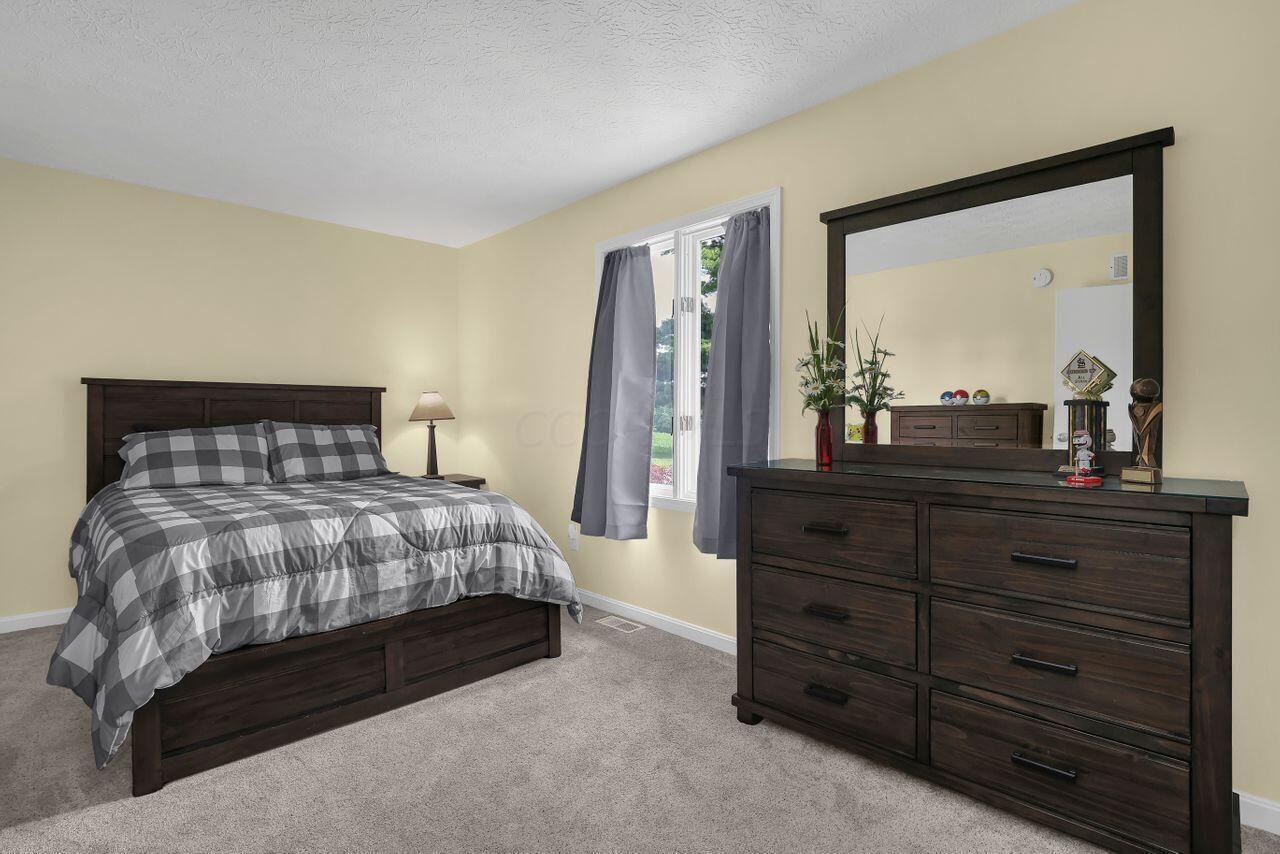 1060 S Watkins Road, Alexandria, Ohio image 23