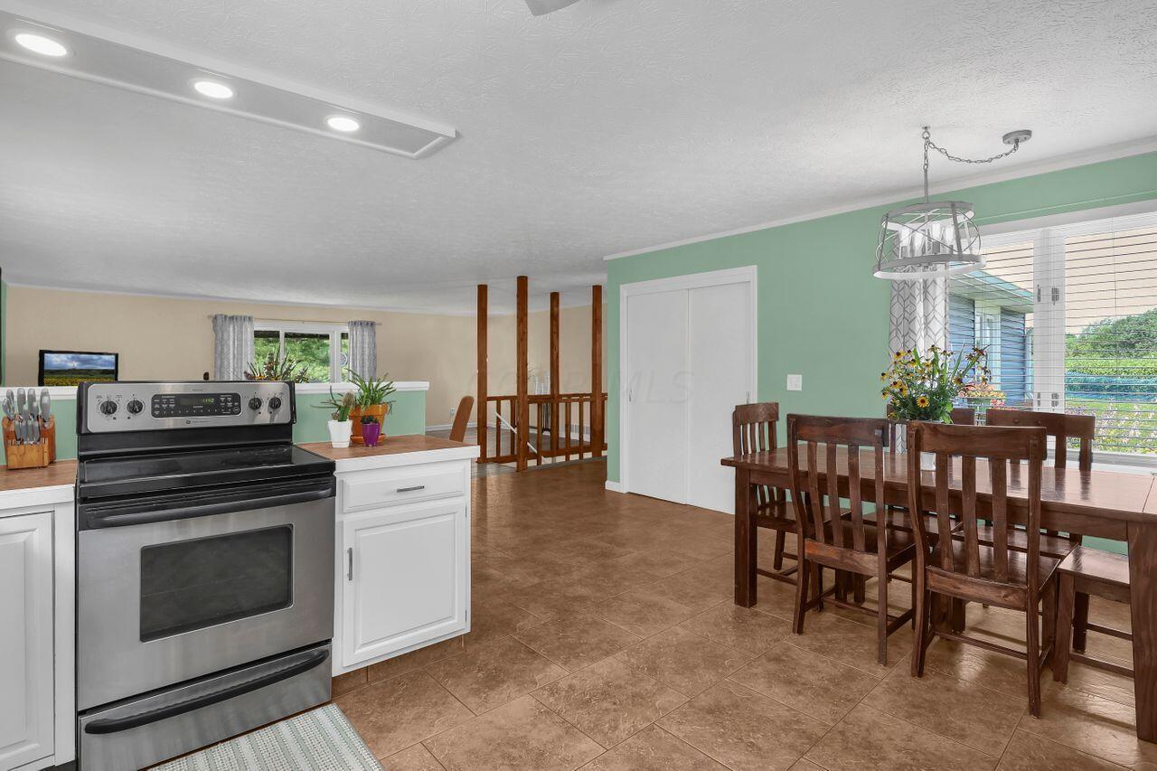 1060 S Watkins Road, Alexandria, Ohio image 12