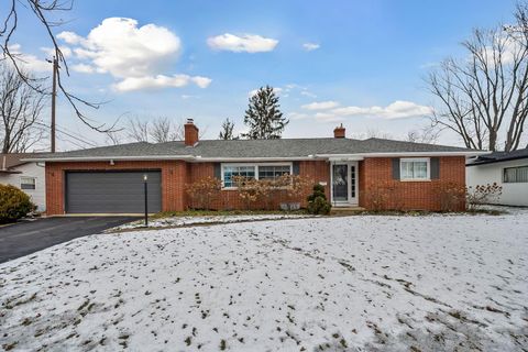 Photo of 2660 Schaaf Drive, Columbus, OH 43209 (MLS # 226000372)