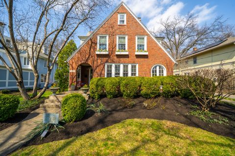 Photo of 2188 Bryden Road, Columbus, OH 43209 (MLS # 226009107)