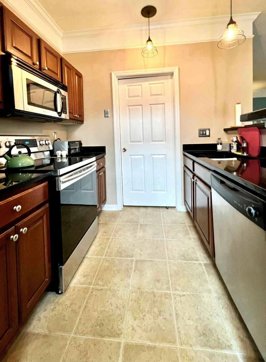 Photo of 6105 Craughwell Lane, Dublin, OH 43017 (MLS # 226004527)