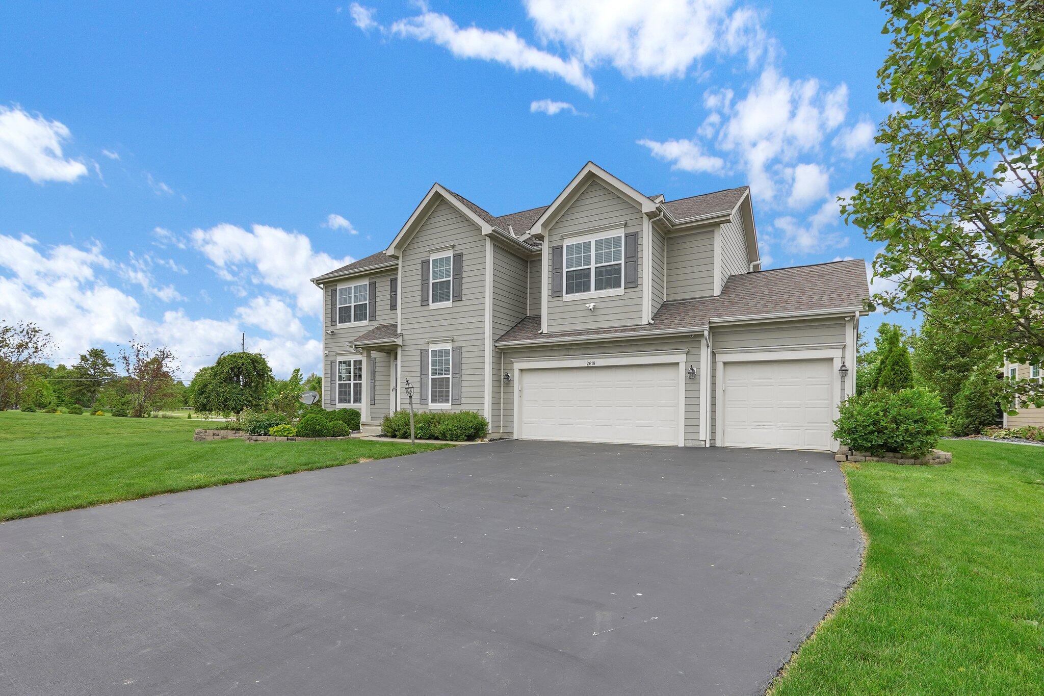 2618 Triple Crown Crossing, Powell, Ohio image 1
