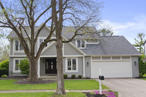 Photo of 7230 Donnybrook Drive, Dublin, OH 43017 (MLS # 226012823)