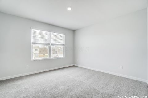 Tiny photo for 5742 Orchard Lakes Trail Drive, Canal Winchester, OH 43110 (MLS # 225045252)