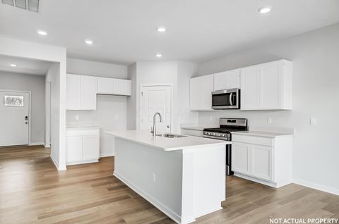 Tiny photo for 5742 Orchard Lakes Trail Drive, Canal Winchester, OH 43110 (MLS # 225045252)