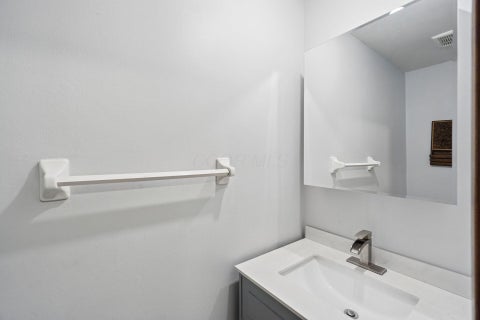 Tiny photo for 6261 Braiden Court B #B, Columbus, OH 43213 (MLS # 226039307)